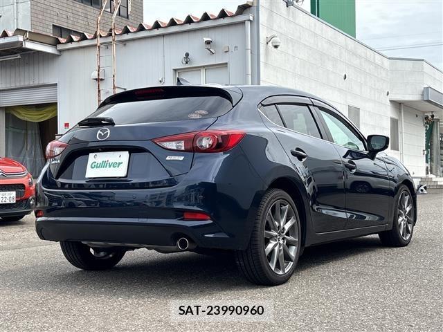 Mazda AXELA 2019 8911730-21