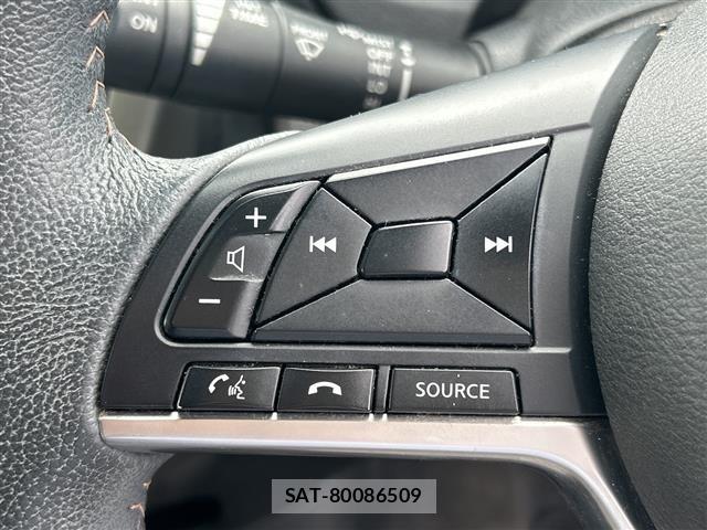 Nissan NOTE 2017 8912504-12