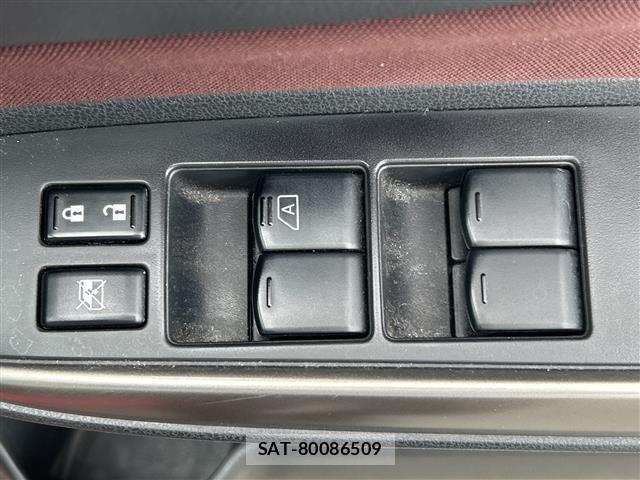 Nissan NOTE 2017 8912504-3