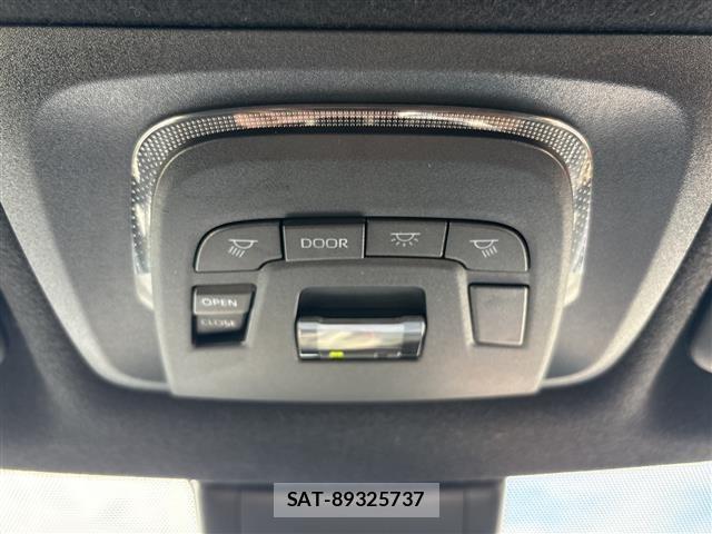 Toyota COROLLA CROSS 2023 8906489-8