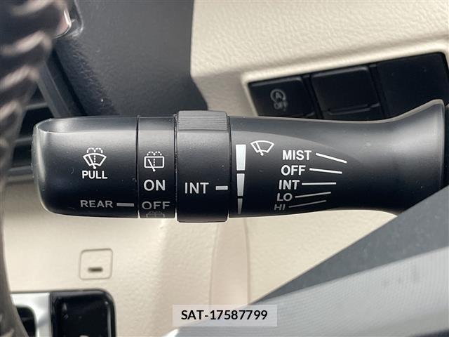 Toyota SIENTA 2015 8671568-6