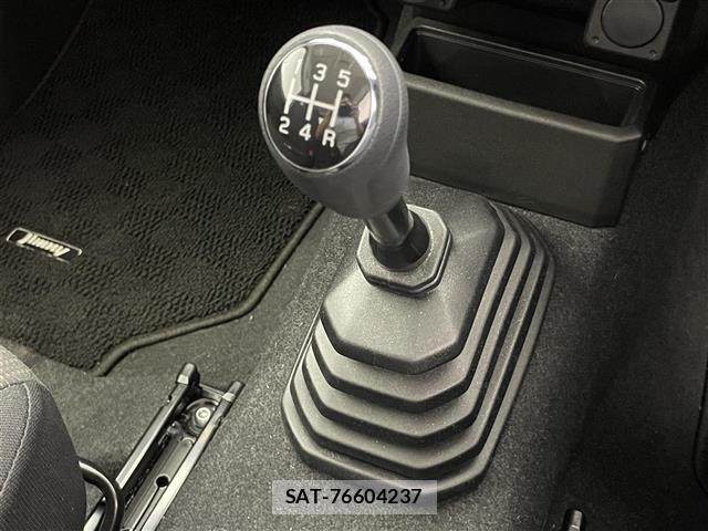 Suzuki JIMNY 2025 8748698-3