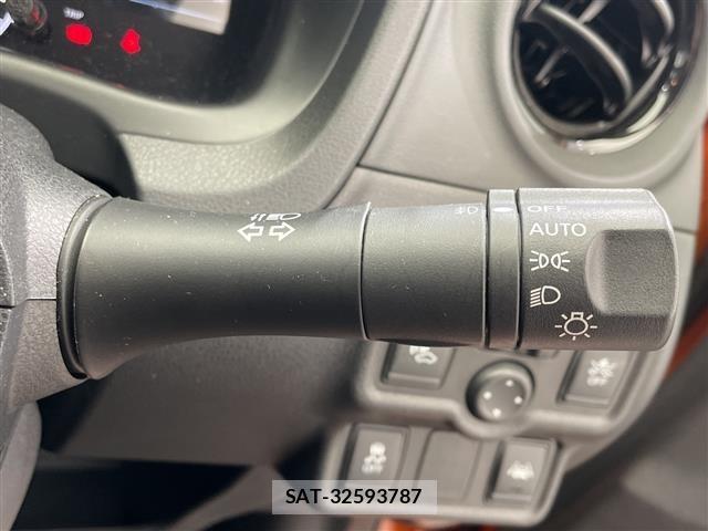 Nissan NOTE 2017 8912505-7