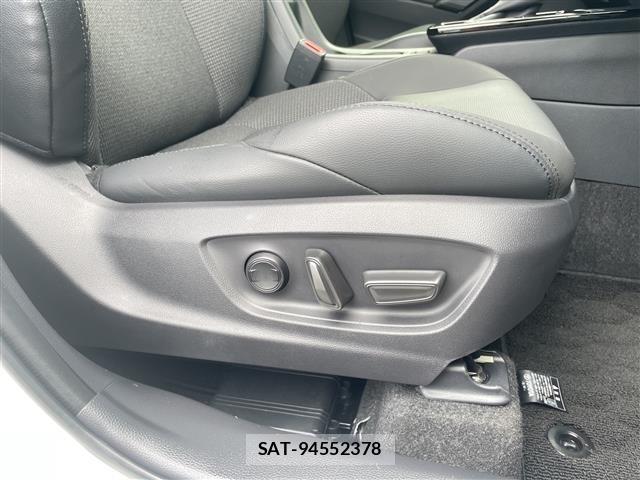 Toyota COROLLA CROSS 2025 8693222-5
