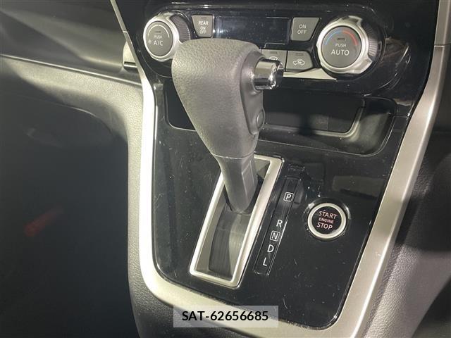 Nissan SERENA 2016 8926846-3