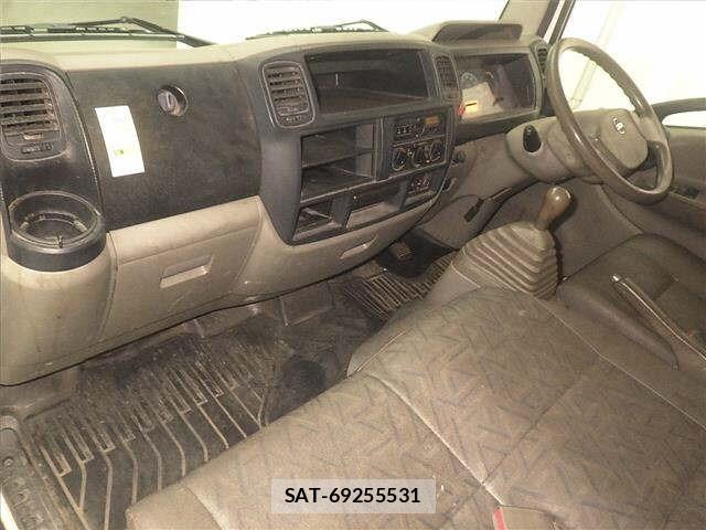 Nissan ATLAS 2018 8952763-4