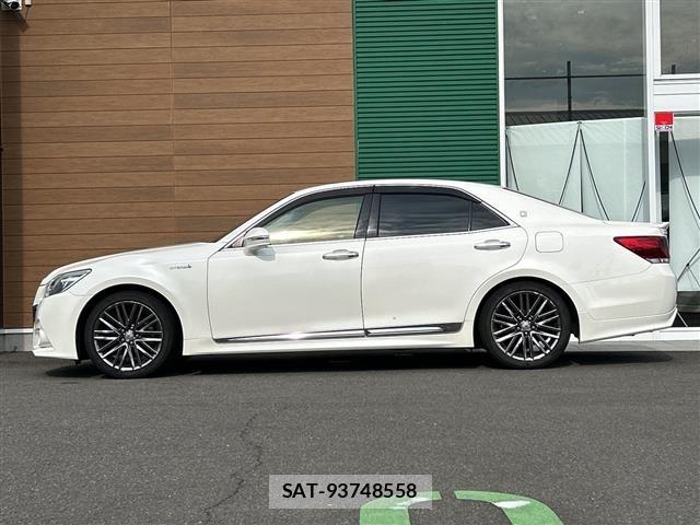 Toyota CROWN 2013 8680540-17