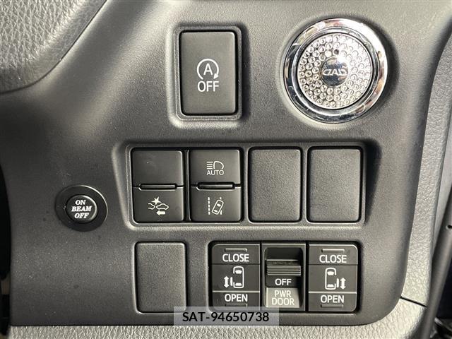 Toyota ESQUIRE 2020 8908801-1