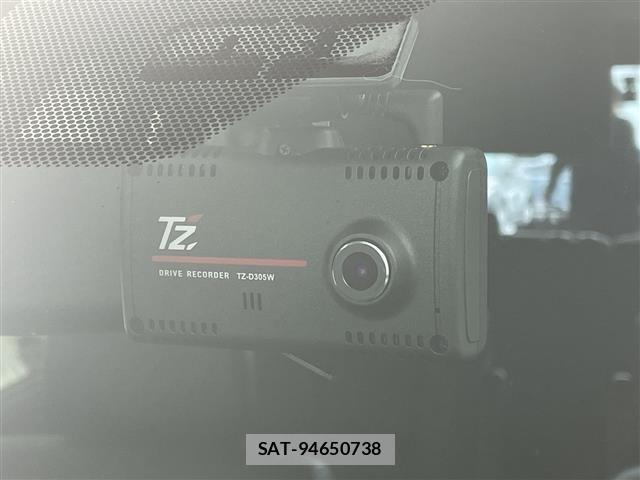 Toyota ESQUIRE 2020 8908801-3
