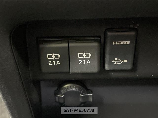 Toyota ESQUIRE 2020 8908801-4