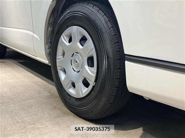 Toyota HIACE VAN 2025 8870288-10
