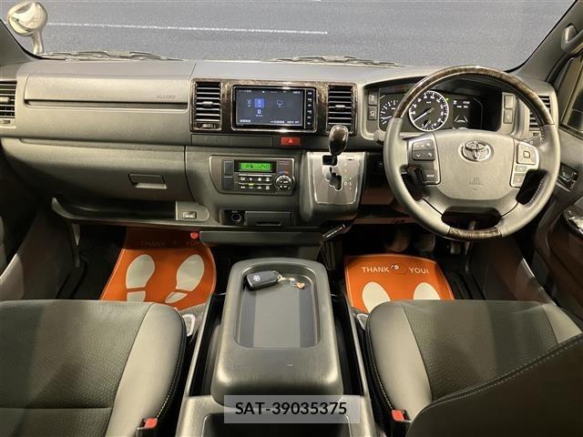 Toyota HIACE VAN 2025 8870288-14