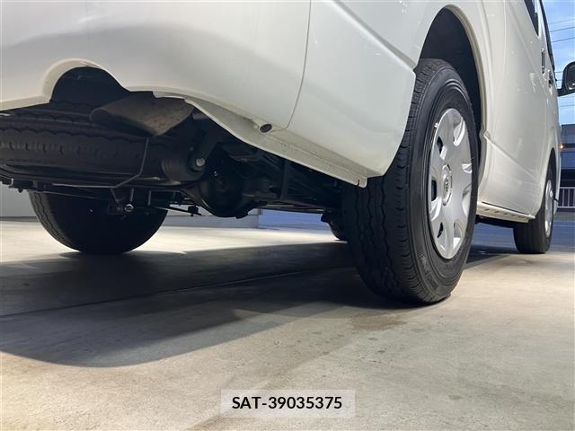 Toyota HIACE VAN 2025 8870288-2