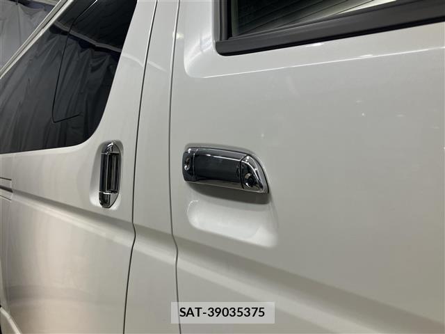 Toyota HIACE VAN 2025 8870288-3