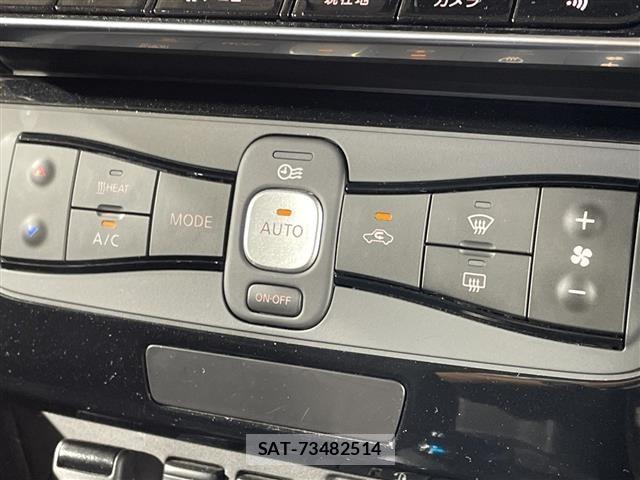 Nissan LEAF 2022 8928967-12