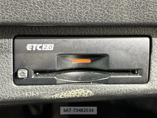 Nissan LEAF 2022 8928967-9