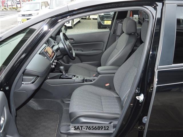Honda FIT 2024 8921912-2
