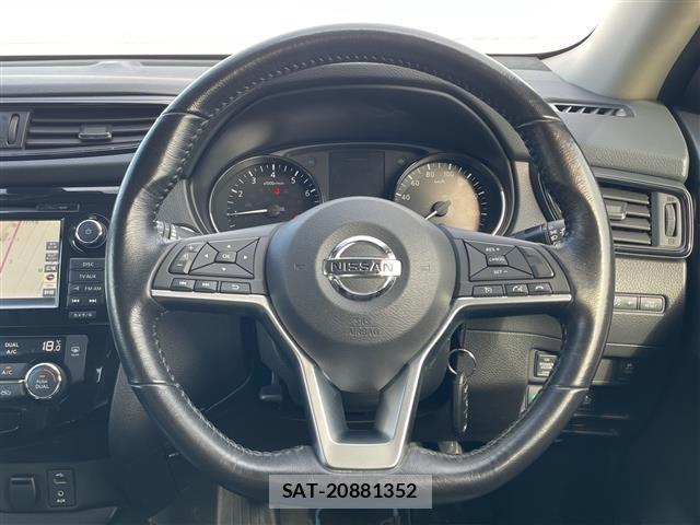 Nissan X-TRAIL 2017 8929403-16