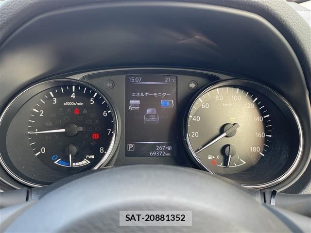 Nissan X-TRAIL 2017 8929403-17