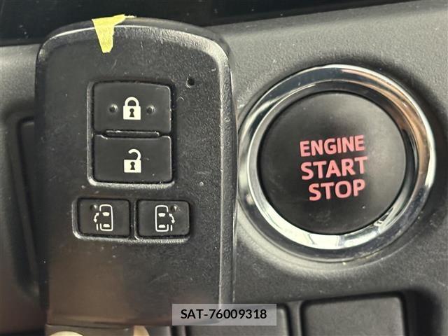 Toyota ESQUIRE 2017 8908803-3