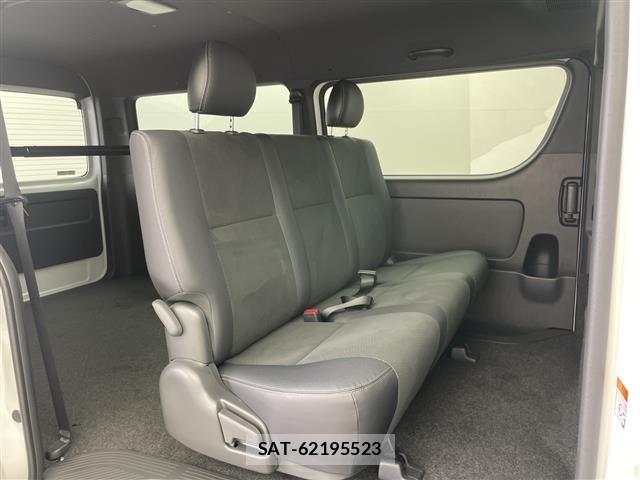 Toyota HIACE VAN 2026 8910526-21