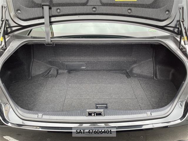 Toyota CROWN 2016 8937633-20