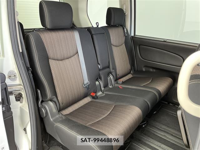 Nissan SERENA 2014 8671857-4