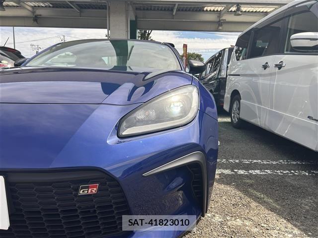 Toyota 86 2024 8892084-1