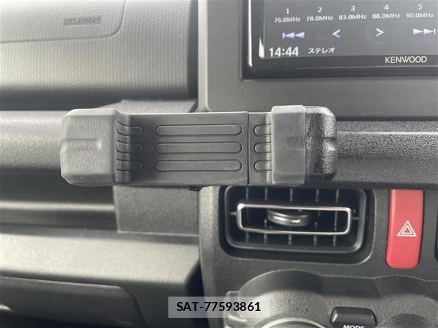 Suzuki JIMNY 2024 8748704-6