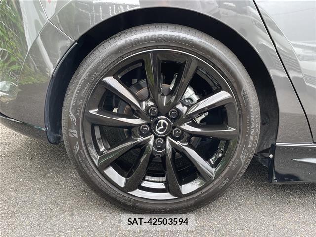 Mazda MAZDA3 2023 8909318-13