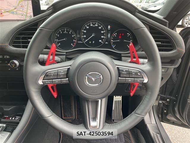 Mazda MAZDA3 2023 8909318-17