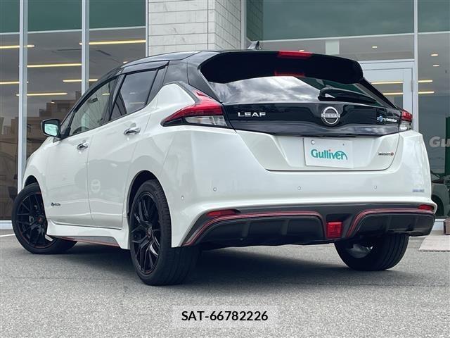 Nissan LEAF 2021 8928971-13