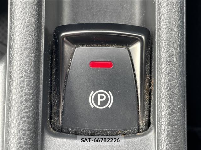 Nissan LEAF 2021 8928971-22