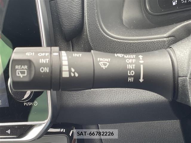 Nissan LEAF 2021 8928971-5