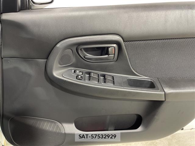 Subaru IMPREZA 2003 8680180-6