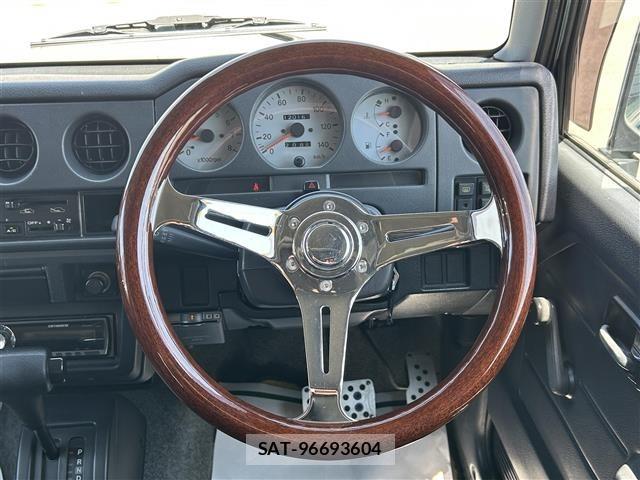 Suzuki JIMNY SIERRA 1996 8700468-22