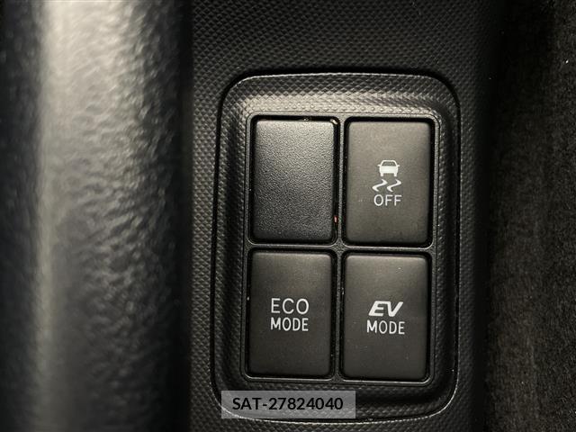 Toyota AQUA 2015 8705669-12