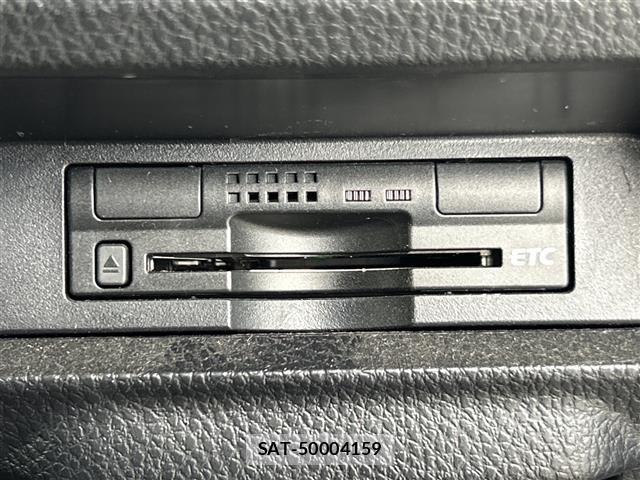 Toyota ESQUIRE 2014 8908804-8