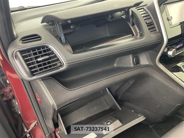 Nissan SERENA 2018 8671860-2