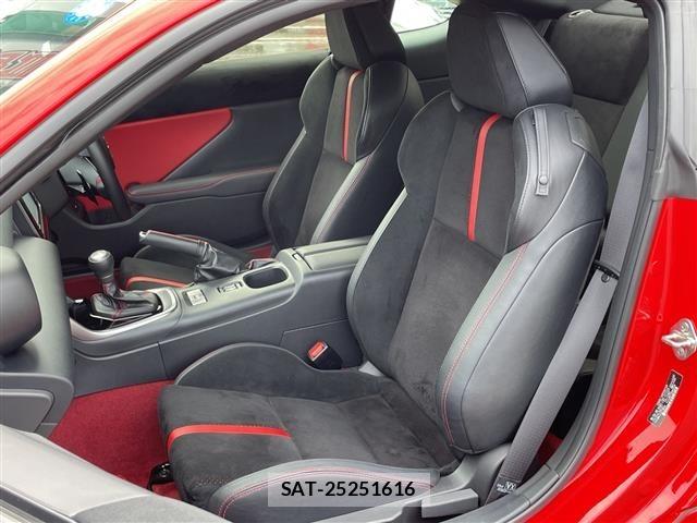 Toyota 86 2024 8892111-22