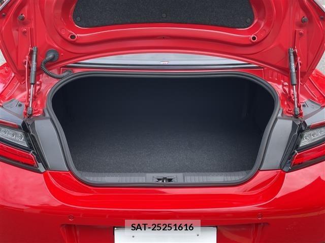 Toyota 86 2024 8892111-6