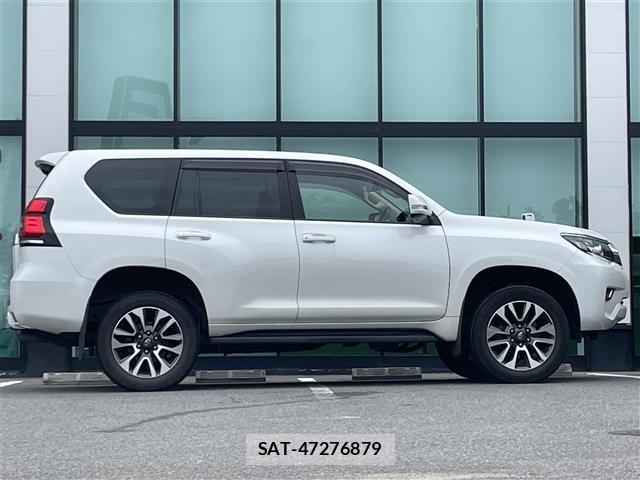 Toyota LAND CRUISER PRADO 2022 8907387-21
