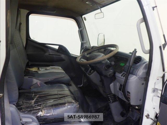 Mitsubishi CANTER 2011 8863604-5