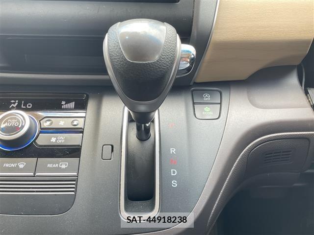 Honda FREED 2019 8684596-11
