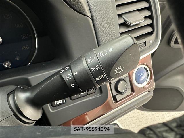 Toyota CROWN 2014 8680543-9