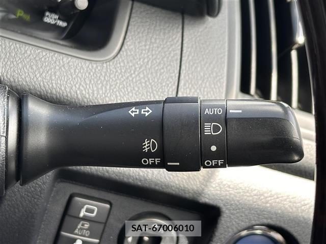 Toyota SAI 2014 8863013-19