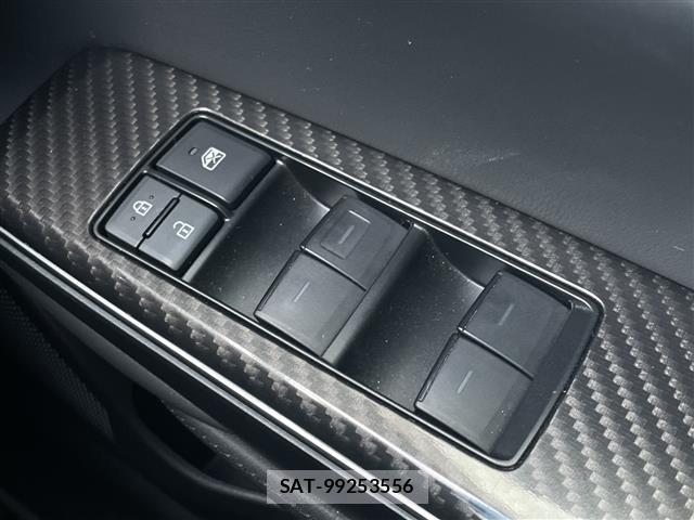 Toyota CROWN 2021 8937636-4