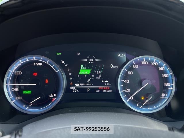 Toyota CROWN 2021 8937636-9