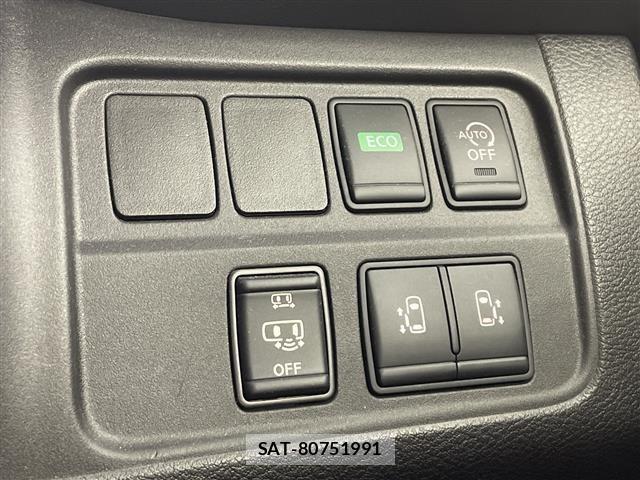 Nissan SERENA 2017 8926938-12
