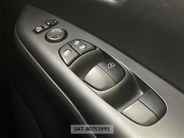 Nissan SERENA 2017 8926938-2